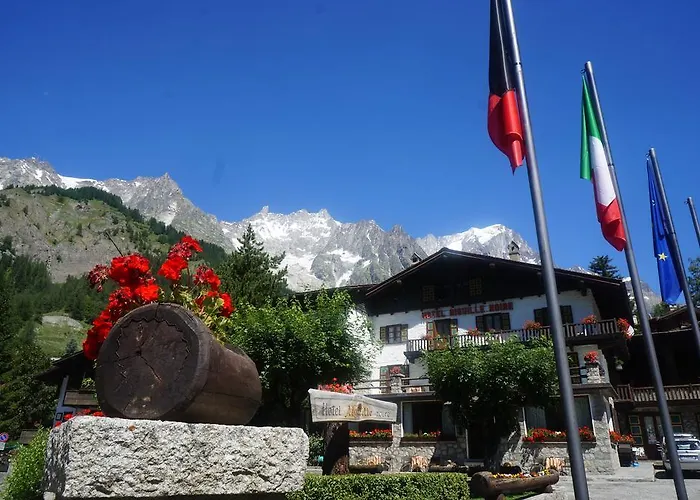 Aiguille Noire Otel Courmayeur