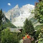 Aiguille Noire فندق كورمايور