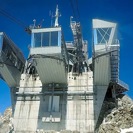 Aiguille Noire Courmayeur