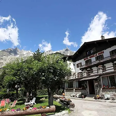 Aiguille Noire Hotel 2*