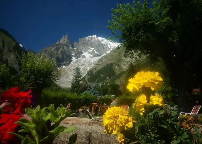 Aiguille Noire 2* Courmayeur